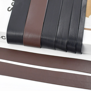 Cinturón Casual de Cuero Genuino de Vaca con Hebilla de Aleación para un Estilo Minimalista - Impermeable y Transpirable - Product Image 5