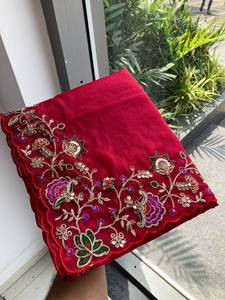 Sari de Georgette Pesado de Diseño Bollywood con Blusa para Bodas y Fiestas, Colección en India - Product Image 4