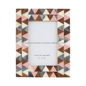 Cadre photo moderne et élégant avec incrustation unique d'os en résine et incrustation de bois imprimé UV Affichage unique et tendance pour vos photos - Product Image 4