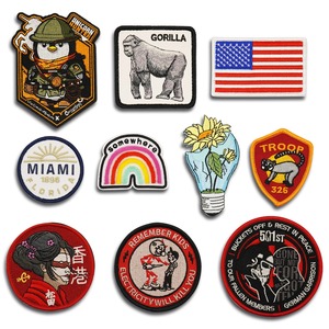 Parches bordados personalizados 3D Cabeza de Vaca de hierro a granel parche para coser para chaquetas camisas sombreros tela Material principal formas de flores de corazón - Product Image 2