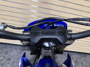 Oferta al Mejor Precio, Motocicleta Todoterreno Nueva YZ450F Azul 2026/2027 - Product Image 6