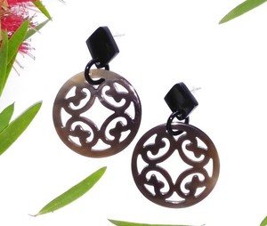 Boucle d'oreille en corne de buffle de la plus haute qualité et produit en corne polie naturelle, prix personnalisé, boucle d'oreille en corne véritable 100% - Product Image 3