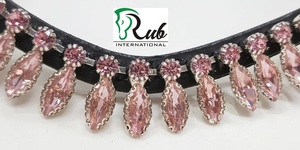 Cintas para la Cabeza de Cuero de Alta Calidad, Diseño Personalizable, Acolchadas, Forma de V, Cristales Grandes en Forma de Navette, Brillantes, Ajuste Cómodo para Caballos - Product Image 4