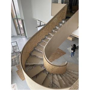 Escaleras de Caracol de Acero Galvanizado Duraderas de Color Personalizado para Instalaciones Deportivas Interiores, Diseño Minimalista, Fácil Instalación, Natural - Product Image 4