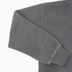 Veste en polaire Sherpa épaisse conçue sur mesure pour les hommes Style décontracté avec fermeture à glissière col montant Service OEM pour l'hiver - Product Image 3