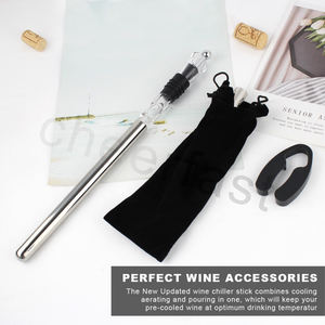 L'aérateur <span class=keywords><strong>de</strong></span> refroidisseur exclusif et fin permet <span class=keywords><strong>de</strong></span> respirer le vin et la boîte cadeau mganétique noire ensemble <span class=keywords><strong>de</strong></span> bâtons <span class=keywords><strong>de</strong></span> refroidisseur <span class=keywords><strong>de</strong></span> vin en acier inoxydable - Product Image 4