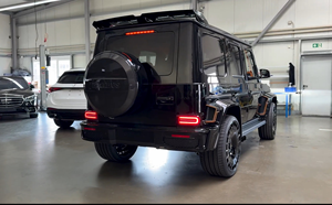 Mercedes-Benz AMG G 63 SUV 2025 en excellent état, conduite à gauche, turbo, cuir, transmission automatique, toit ouvrant panoramique, caméra 360° arrière - Product Image 5