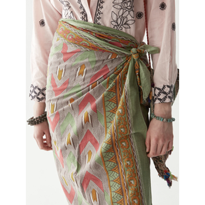 Maison Hotel Byron Sarong Green Day Trajes de Baño y Pareos - Product Image 3