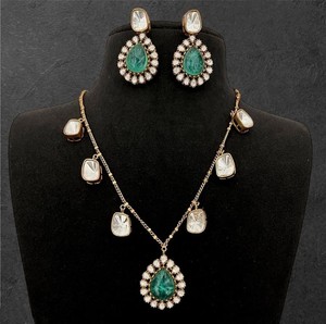 Conjunto de Cadena de Eslabones Chapada en Oro Latón, Estilo Polki, Joyería de Moda, Collar Artificial - Product Image 2