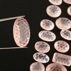 รังผึ้งสำหรับมืออัญมณีแกะสลักจากควอตซ์รูปกุหลาบเหลี่ยมเพชรพลอยสำหรับเครื่องประดับสีธรรมชาติเอฟเฟกต์การเปลี่ยนสีผสมมีให้เลือกมากมาย - Product Image 4