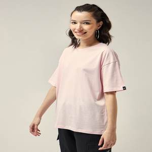 เสื้อยืดแขนไหล่สำหรับผู้หญิงคอกลมพิมพ์ลายสไตล์บอยซี่ทำจากผ้าเรยอนสแปนเด็กซ์สำหรับใช้ในชีวิตประจำวัน - Product Image 3