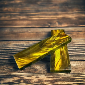 Escamas de Cuerno de Búfalo Natural para Fabricación de Mangos de Cuchillos y Monturas Ópticas - Product Image 1