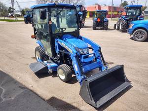 Mini-tracteurs agricoles d'occasion New Holland 45 CV 4x4 avec pompe et roulement à vendre - Product Image 6