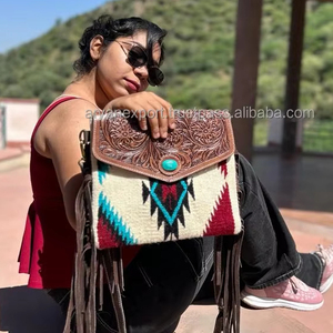 High Quality Hand Tooled Saddle Blanket Fringe Crossbody Bag for Women's Custom Luxury Designer Genuine Leather Shoulder Bags - Product Image 2