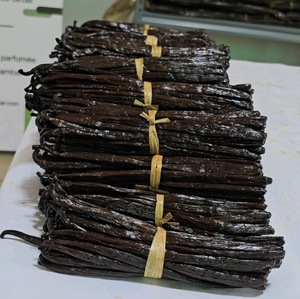 Premium Quality 100% Ground Dried 16-18 cm Bourbon <b>Vanilla</b> SAV Region Pesticide Preservative Free Sun-Dried Planifolia - Product Image 6