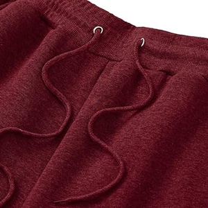 Survêtement à la mode pour hommes avec pull à capuche et pantalon de jogging confortable Service OEM Survêtement pour hommes avec logo personnalisé - Product Image 2