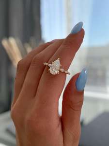 แหวนเพชรเพาะเลี้ยงทรงลูกแพร์ 1.01 กะรัต พร้อมตัวเรือนทองคำแท้ 14K สำหรับเป็นของขวัญหมั้นหรือขอแต่งงานสำหรับคนรัก - Product Image 5