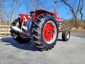 1967 Massey Ferguson 1130รถแทรกเตอร์2WD คลาสสิก20HP วินเทจอุปกรณ์ทางการเกษตรที่ทนทานปั๊มแบริ่งที่เชื่อถือได้ - Product Image 2