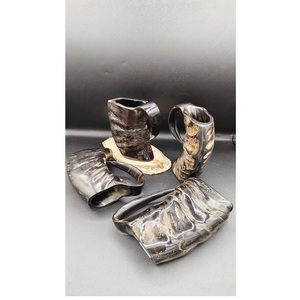 Viking Design vin bière tasse en corne de buffle Unique sculpté tasse en corne à boire pour grande tasse en corne poli Faiza artisanat - Product Image 1