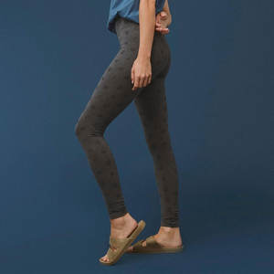 Leggings de yoga taille haute et basse pour femmes en coton Pantalon d'entraînement de gymnastique 100% coton Meilleure vente Design unique fabriqué au Pakistan - Product Image 6