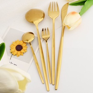 Juego de cubiertos de cuchara para hotel y restaurante, vajilla para el hogar, vajilla de comedor, juego de cubiertos de acero inoxidable a un precio asequible - Product Image 1