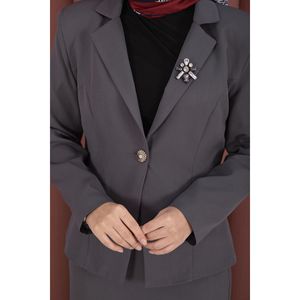 Conjunto Casual de Dos Piezas para Negocios, Chaqueta Blazer Gris y Falda con Decoración de Botones, Tela de Crepé Doble - Product Image 4