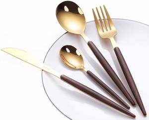 Ensemble de couverts en acier inoxydable de qualité supérieure avec manche en bois, conçu pour durer des années de service quotidien - Product Image 5