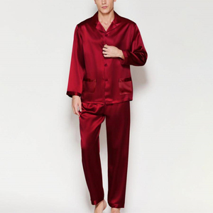 ชุดนอนผ้าซาตินนุ่มสำหรับผู้ชายชุดใส่อยู่บ้านมีกระดุมแบบคลาสสิก - Product Image 5