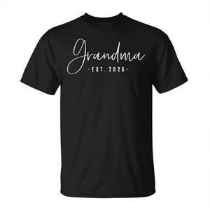 Nonna Est. T-Shirt Promozionale Minimalista ed Elegante con Font 2026 - Product Image 2