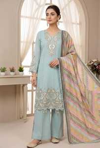 Ensemble prêt-à-porter entièrement cousu : haut en georgette brodé de motifs étoiles, pantalon palazzo et dupatta. - Product Image 3