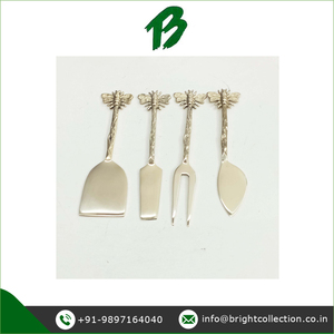 Juego de Cubiertos de tamaño y diseño personalizados, juego de queso de material de latón con mango de abeja de color dorado de calidad superior al precio mínimo - Product Image 2