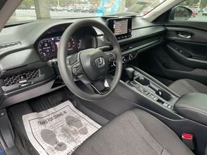 Offre exceptionnelle : Honda Accord EX FWD 2023 d'occasion, sans BSI - Product Image 2