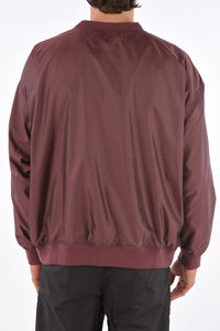 เสื้อแจ็คเก็ตบอมเบอร์ไนลอนสีเบอร์กันดีแบบยูนิเซ็กซ์ เสื้อผ้ากีฬาน้ำหนักเบาคุณภาพพรีเมียมสำหรับผู้ชาย/ผู้หญิง เสื้อฮู้ดดี้มีสไตล์และสวมใส่สบาย - Product Image 4