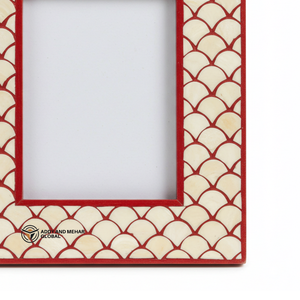 Cadre photo en incrustation d'os rouge fabriqué à la main Design mosaïque élégant pour la décoration intérieure - Product Image 4