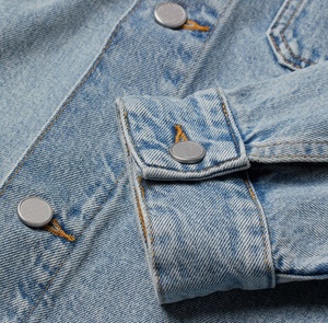 แจ็กเก็ตยีนส์ของผู้ชายสีดำแนวสตรีทบุด้วยขนสัตว์สีดำสไตล์2025ฤดูใบไม้ร่วงฤดูหนาวดีไซน์ดี - Product Image 6