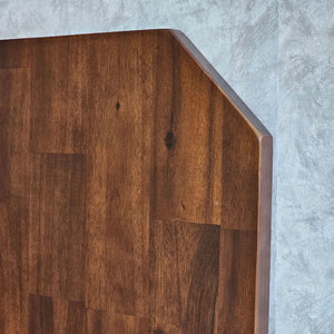 Escritorio para Juegos MB044 Moderno de Madera de Acacia de 140x70cm, 25mm de Grosor, con Superficie de Carbono y Melamina, Resistente para Uso en el Hogar y la Oficina - Product Image 3