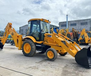 Retroexcavadora JCB 3CX en excelentes condiciones, tracción en las cuatro ruedas, alta eficiencia, a la venta a precio de mayorista. - Product Image 5
