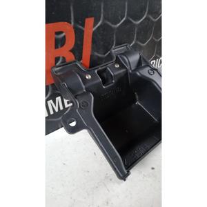 Boîtier de batterie Aprilia Tuono 660cc Factory (22>24) 2B006672 Essence 660 - Product Image 2