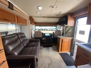Camping-car F-l-e-e-t-w-o-o-d RV F-l-a-i-r 26D d'occasion de 2016 prêt à être vendu - Product Image 6