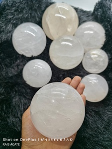 Esfera de Cuarzo Cristalino Natural, Pulida a Mano, para Feng Shui y Decoración del Hogar, Superventas - Product Image 3