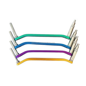 Ensemble d'instruments orthopédiques manuels fabriqués au Pakistan, plaque de verrouillage de 1,6 mm, outils chirurgicaux vétérinaires, hôpital DEBONAIRII, garantie de 2 ans - Product Image 1