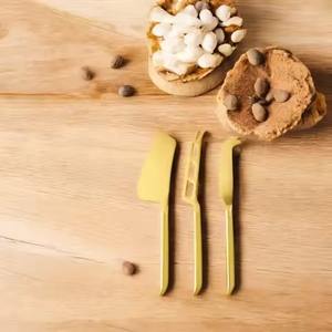 Juego de Queso de Latón con Acabado Mate, Accesorios de Alta Calidad para Cortar Queso - Product Image 1