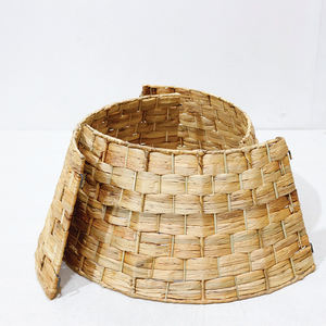 Support de sapin de Noël en jacinthe d'eau naturelle tissé à la main, écologique et de haute qualité, Artex Dong Thap - Product Image 4