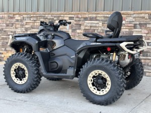 รถเอทีวี Can-Am Outlander 1000R สีดำ ขับเคลื่อน 4 ล้อ เกียร์อัตโนมัติ ระบบส่งกำลังเพลา  เครื่องยนต์เบนซิน 4 จังหวะ ถังน้ำมัน 20-30 ลิตร ยางสำหรับทุกฤดู ไม่มีบรรจุภัณฑ์ - Product Image 1