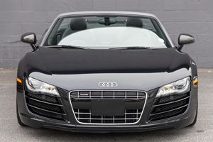 Audi R8 V10 Spyder 2011 d'occasion, 5,2 litres V10, transmission intégrale, pack cuir étendu, non modifié - Product Image 1