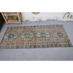 Tapis en laine beige marron classique Patchwork Design 2,8x6,2 pieds Technique de tissage plat pour couloir rectangulaire Tapis en jute Peau de vache Latex - Product Image 3