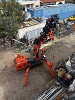 Grue araignée Tonlita électrique diesel 3t 3 tonnes télécommandée, conforme aux normes EPA CE Euro 5, mini-grue araignée sur chenilles