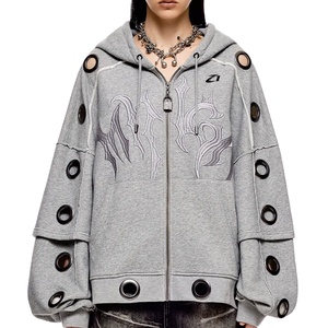Sweat à capuche zippé en molleton de coton épais pour femme, avec motif graphique personnalisé, style streetwear, coupe oversize, design à œillets métalliques, fournisseur de sweats décontractés - Product Image 1