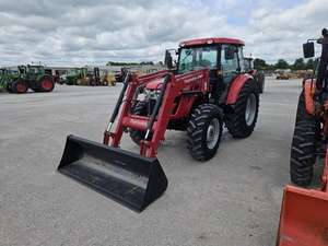 Tracteur Mahindra 105S neuf et d'occasion en bon état avec tous les accessoires disponibles à la vente à des prix abordables - Product Image 2