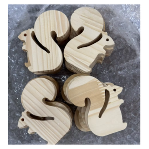 Sculpture de poisson en bois fabriquée à la main décoration de la maison naturelle et élégante ornement en bois écologique meilleur prix en gros - Product Image 3